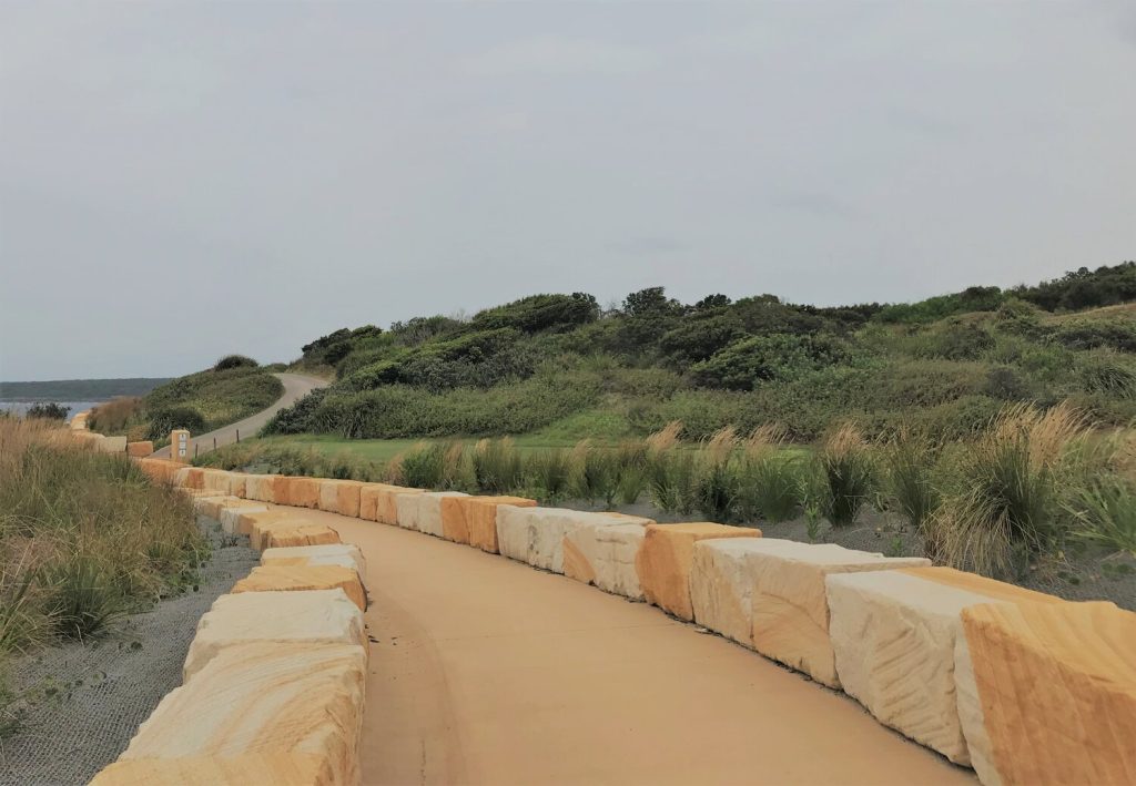 quad sawn sandstone retaining walls